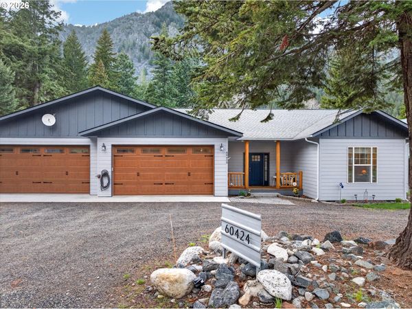 60424 RIVER RD, Joseph, OR 97846