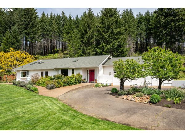 45947 N GATE CREEK RD, Vida, OR 97488