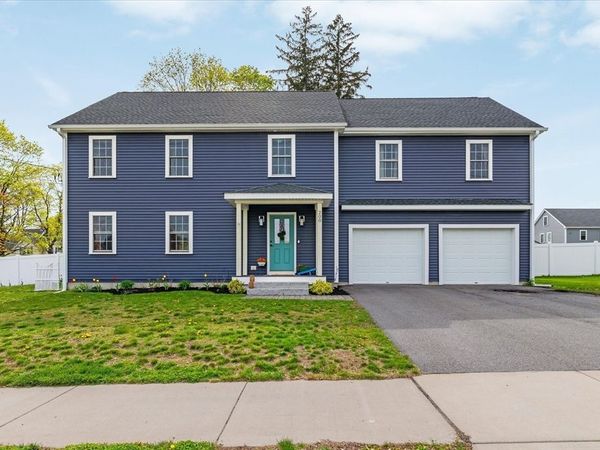 200 Greeley St, Clinton, MA 01510