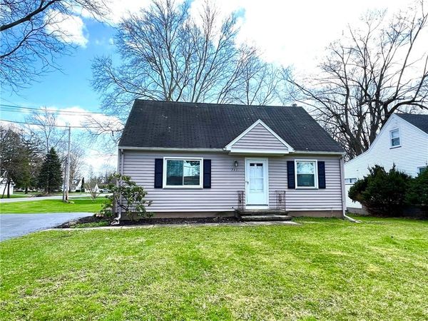 2431 Westside (Down) Drive , North Chili, NY 14514