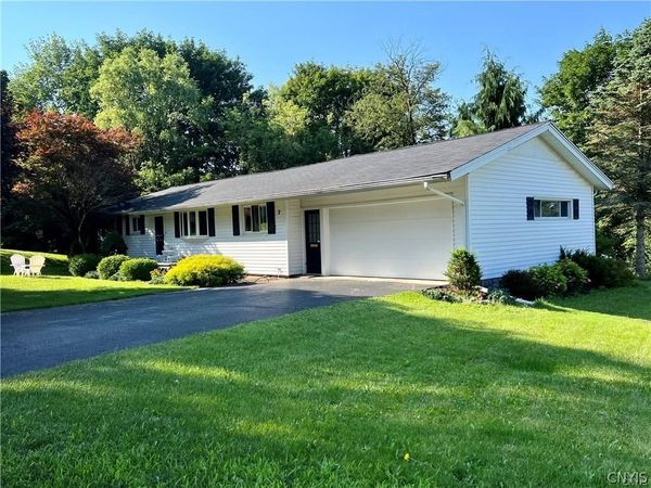 2 Gayle Road, Skaneateles, NY 13152