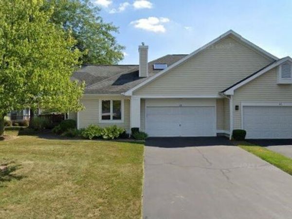 15 Legacy Oak Trail, Pittsford, NY 14534