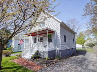35 Fayette Street, Brockport, NY 14420