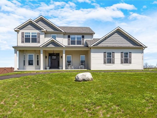 2100 Harkins Lane, Baldwinsville, NY 13027