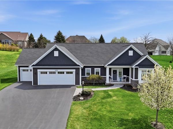4986 W Ridge Run, Canandaigua, NY 14424