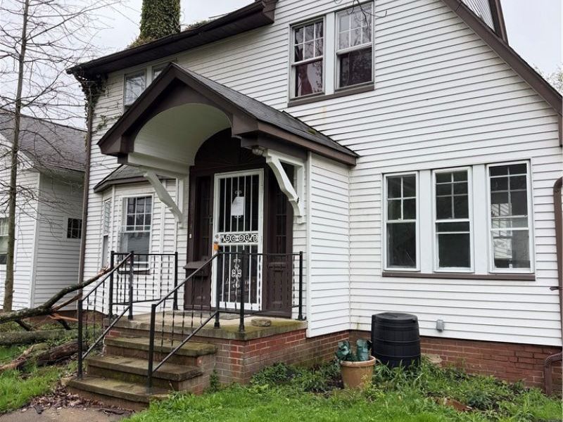 4014 Rosemond Road, Cleveland Heights, OH 44121 Photo 2