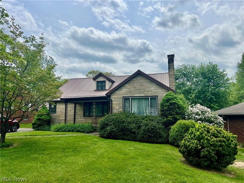 528 Harding Road, Zanesville, OH 43701 Photo 1
