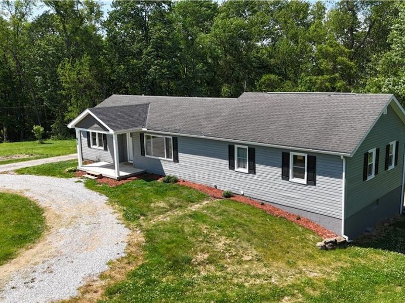 700 Swayne Street, Coshocton, OH 43812 Photo 6