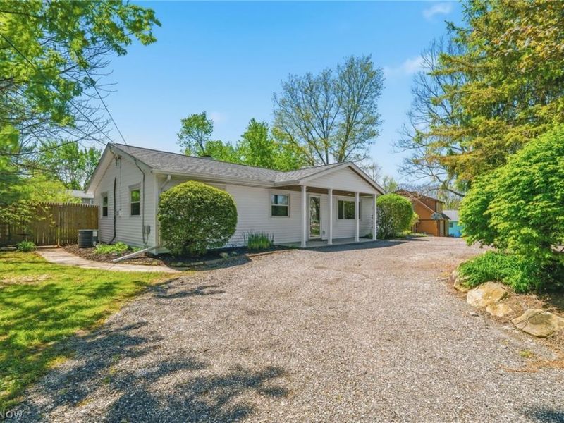 9883 Meldon Drive , Streetsboro, OH 44241 Photo 2