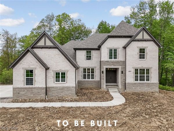 5070 Neptune Drive, Solon, OH 44139