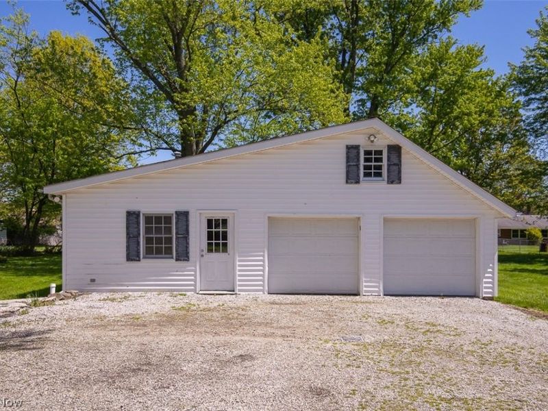 840 Wadsworth Road, Medina, OH 44256 Photo 2