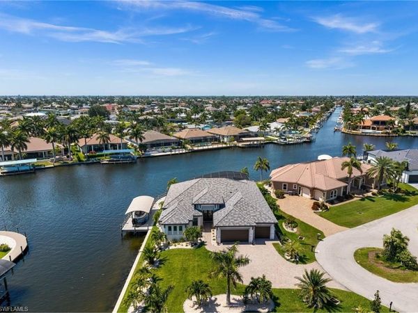 5201 Skylark CT, CAPE CORAL, FL 33904