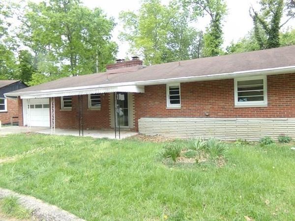 505 Forest Road, Huntington, WV 25705