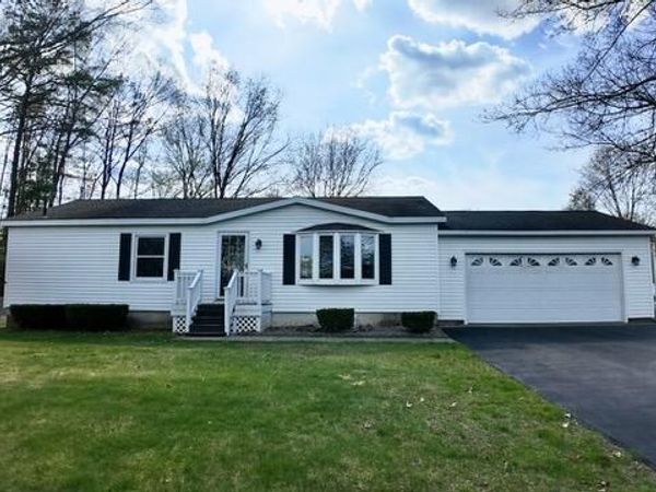 12 Amy Drive, Moreau, NY 12828