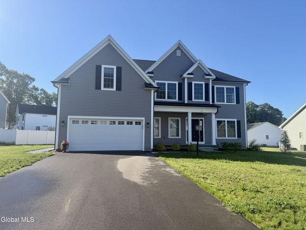 13 Edenfield Street, Loudonville, NY 12211