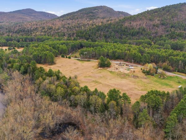 863 E Schroon River Road, Diamond Point, NY 12824