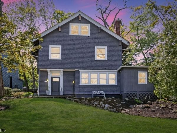 3 Oak Ridge Ave, Summit, NJ 07901