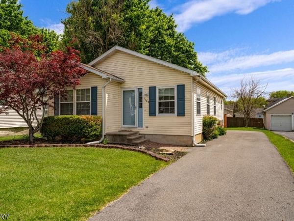 1180 4Th Ave, Alpha, NJ 08865