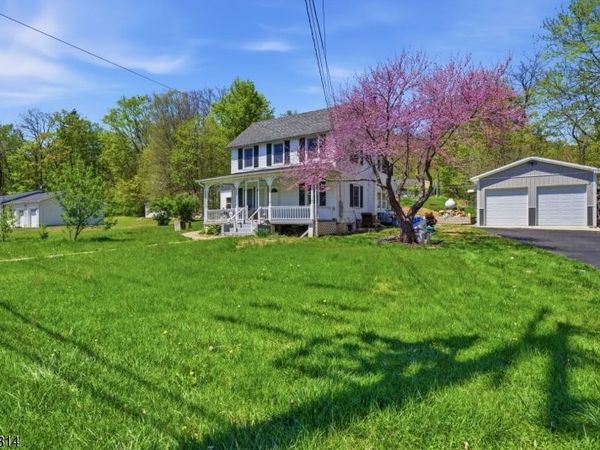 251 Russia Rd, Jefferson, NJ 07438