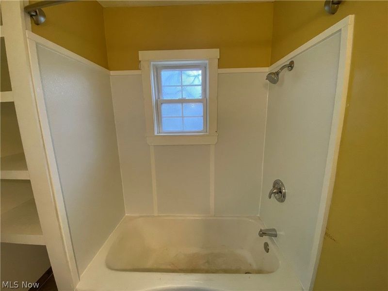7131 Park Avenue, Cleveland, OH 44105 Photo 10