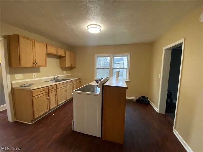 7131 Park Avenue, Cleveland, OH 44105 Photo 5