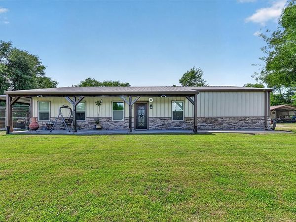 7575 County Road 3522 Road, Quinlan, TX 75474