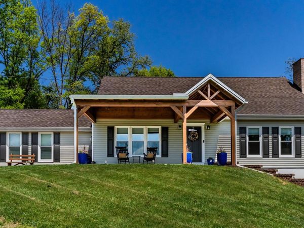 60 BUNKER LANE, ETTERS, PA 17319