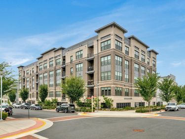 2320 FIELD POINT ROAD, Unit 4-102, HERNDON, VA 20171