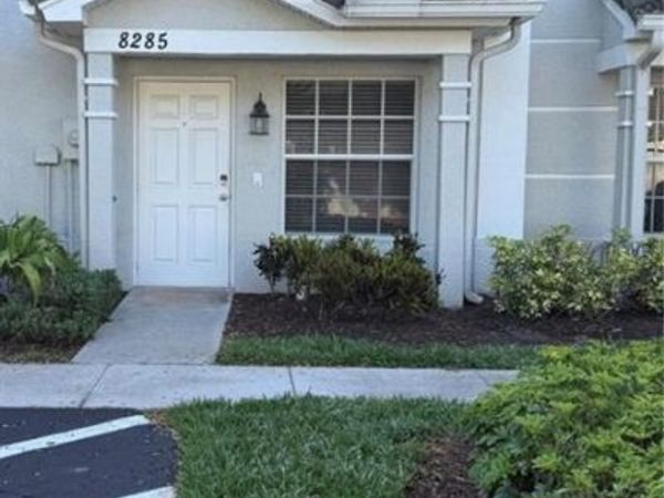 8285 Pacific Beach DR , FORT MYERS, FL 33966