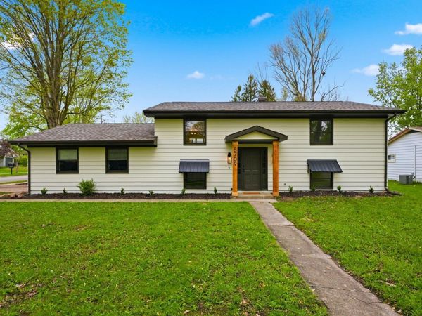 5709 Monarch Drive, Fort Wayne, IN 46815