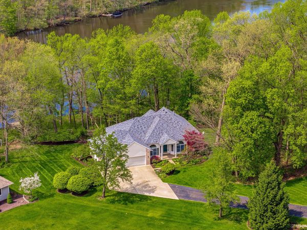 4561 River Pointe Boulevard, Niles, MI 49120
