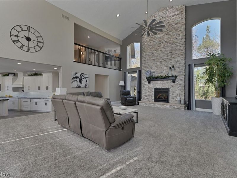 2900 Whispering Pines Drive, Canfield, OH 44406 Photo 7