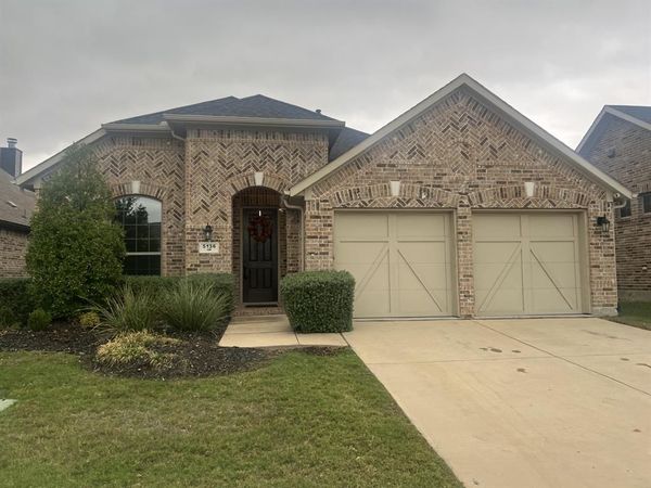 5136 Shallow Pond Drive, Little Elm, TX 76227