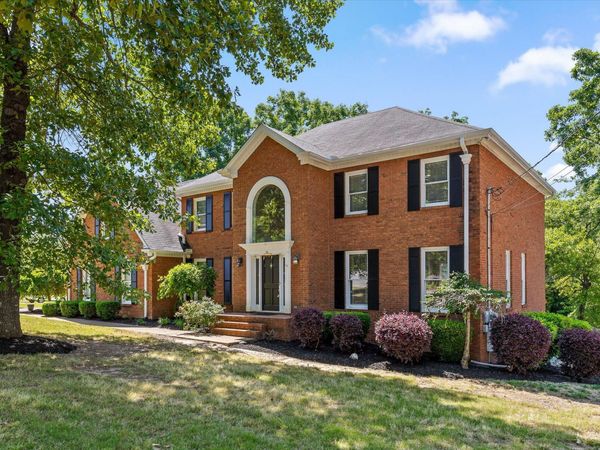 9326 Royal Mountain Drive, Chattanooga, TN 37421
