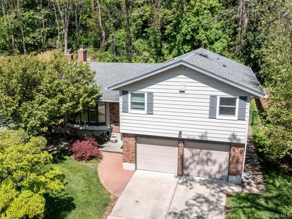 50 Roger Drive , Port Washington, NY 11050
