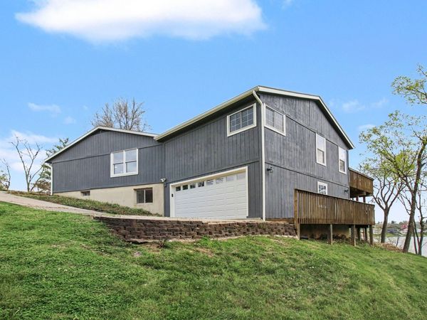 1207 Montclair Court , Lawrenceburg, IN 47025