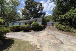 817 Colleton Street  photo 4