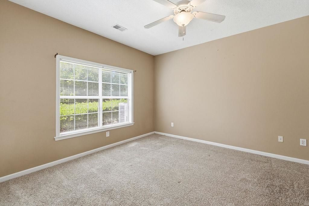 4424 Montrose Ln. Photo 20