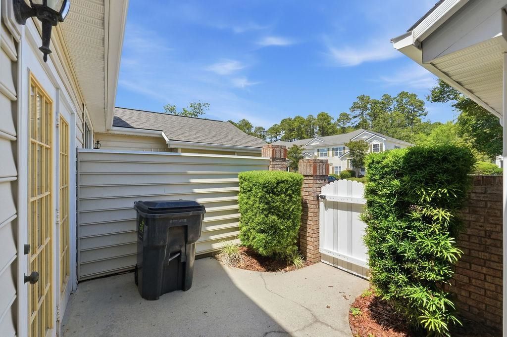 4424 Montrose Ln. Photo 41