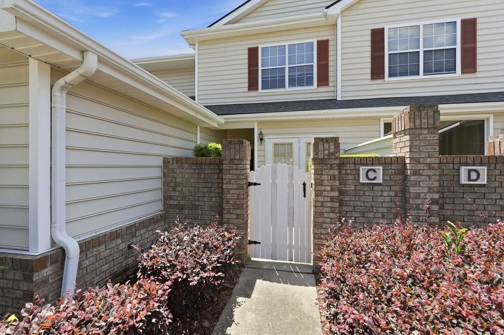 4424 Montrose Ln. Photo 43