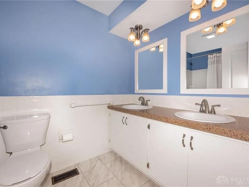 2360 E Rahn Road, Kettering, OH 45440 Photo 18