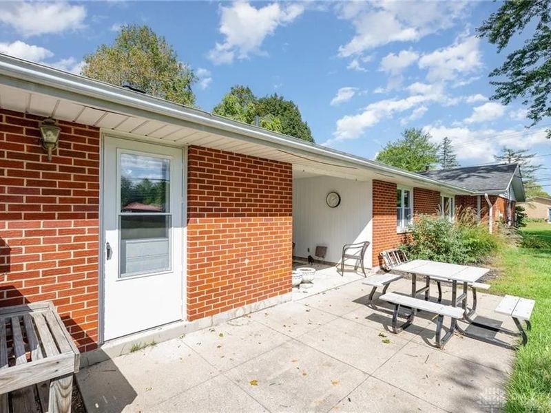 2360 E Rahn Road, Kettering, OH 45440 Photo 21