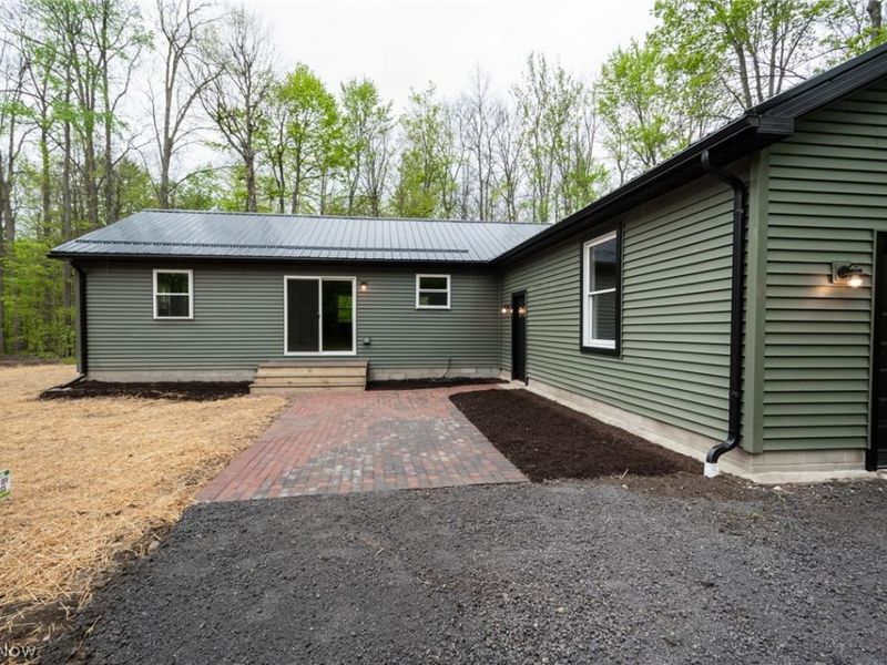 1200 Way Road, Rome, OH 44085 Photo 2