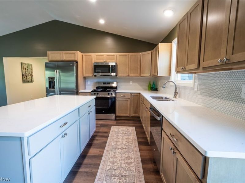 1200 Way Road, Rome, OH 44085 Photo 5