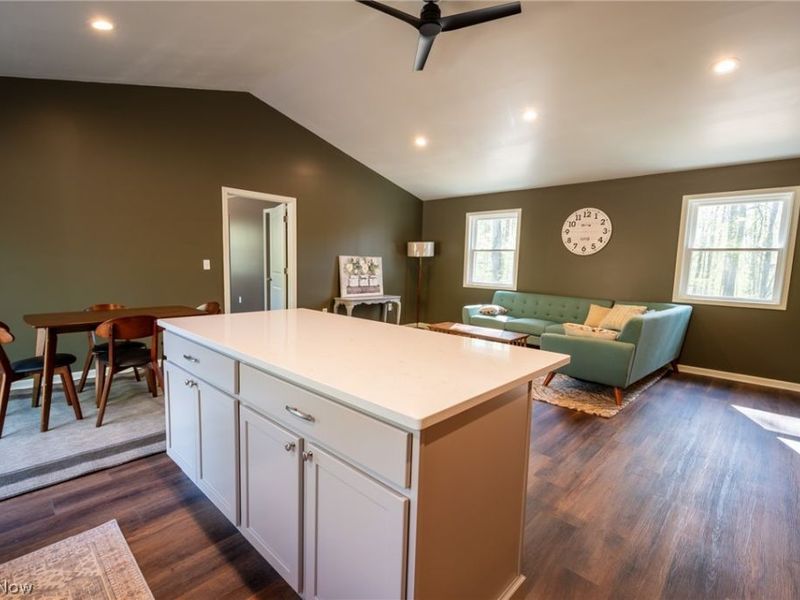 1200 Way Road, Rome, OH 44085 Photo 8