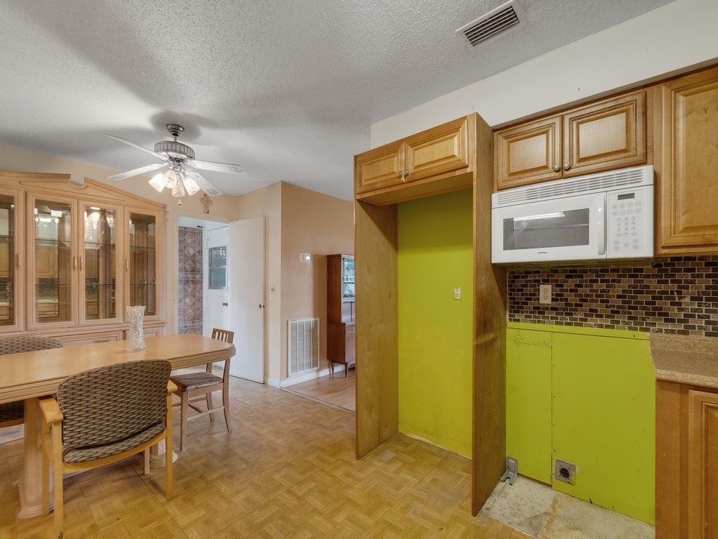 418 Maple Street, Sebastian, FL 32958 Photo
