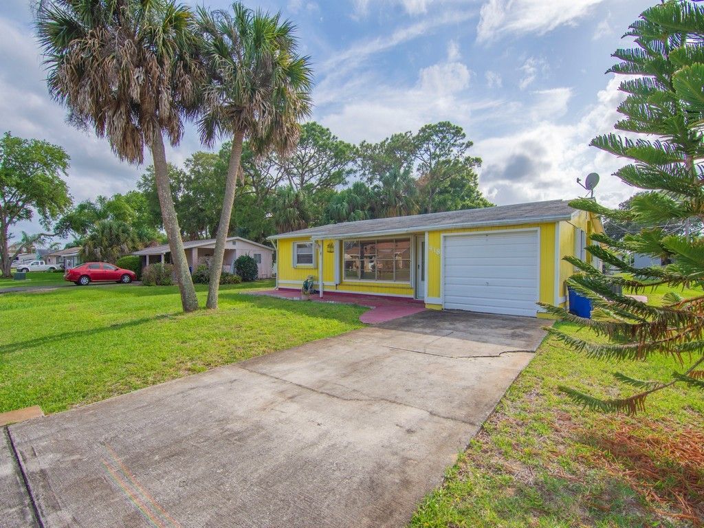 418 Maple Street, Sebastian, FL 32958 Photo