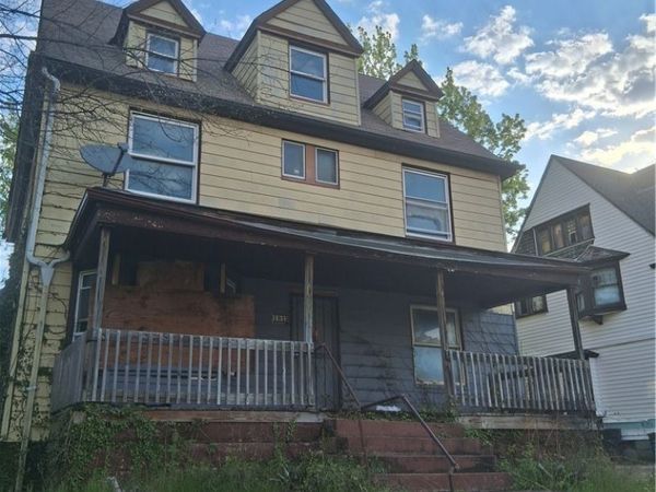 1815 Chapman Avenue , East Cleveland, OH 44112