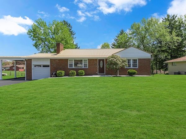 110 Pinkerton Dr , Beaver, PA 15009