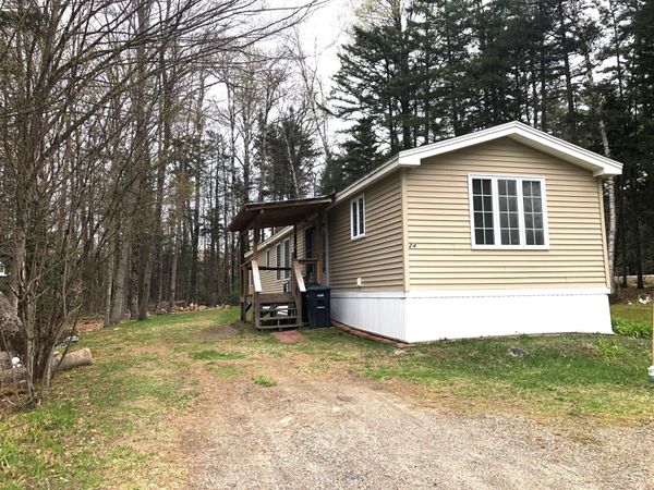 24 O'Kane Avenue, Bethlehem, NH 03574